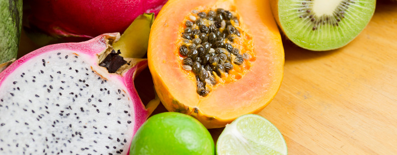 Les fruits exotiques ou tropicaux : kiwi, kumquat, litchi, mangue, noix de  coco, etc.